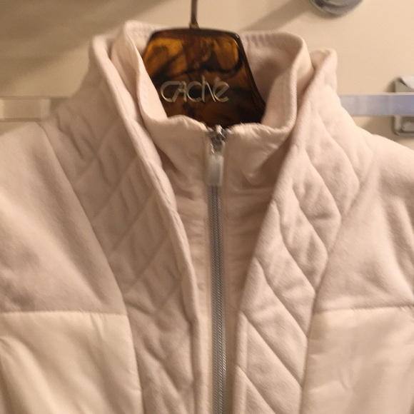 Lululemon jacket - Picture 2 of 6